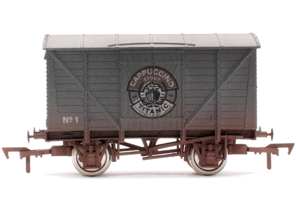 Dapol DA4F-012-078 Ventilated Van Titanic Brewery Cappuccino Stout Weathered